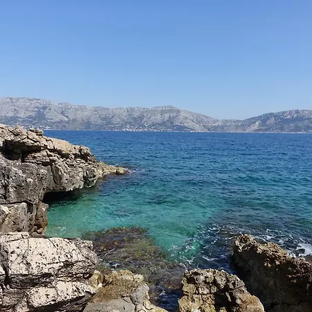 Vikendica Robinzon Zavala