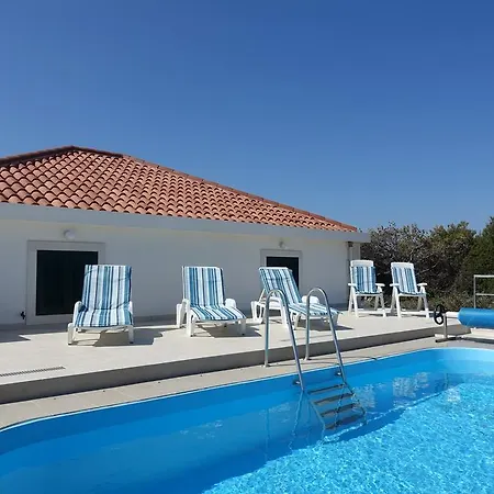 Ferienhaus Robinzon Zavala *