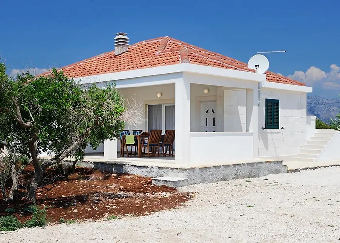 Ferienhaus Robinzon Zavala Povlja (Brac)